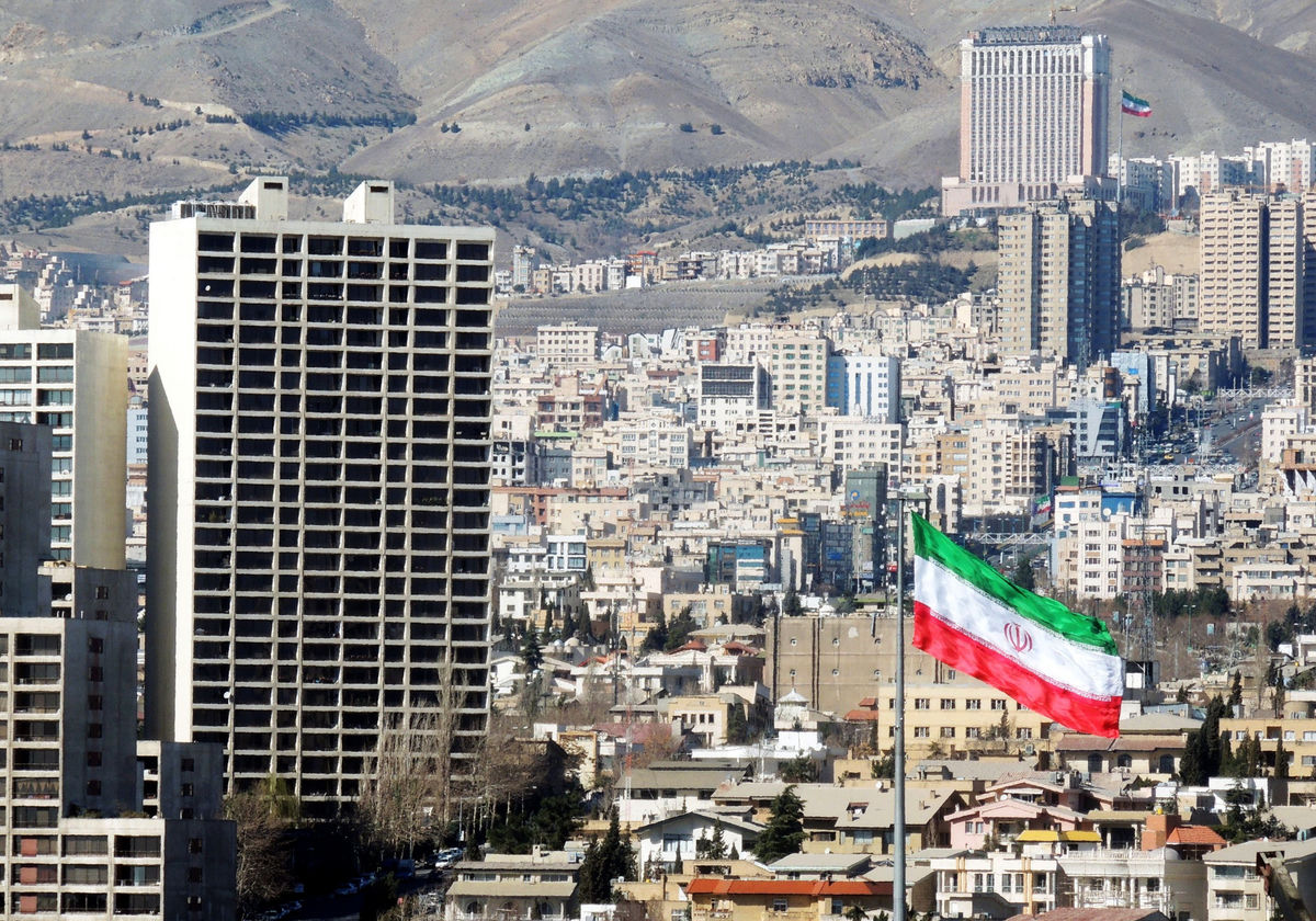 فرصت طلایی یا دام قیمتی؟ آینده بازار مسکن زیر سایه دلار