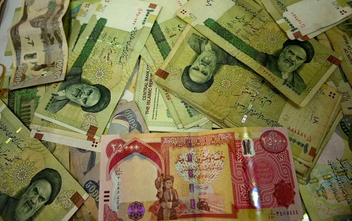 قیمت دینار در فردوسی ارزانتر از برابری