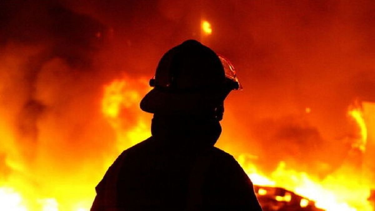 آتش‌سوزی در کارخانه تولید کائوچو مهار شد