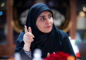 وزیر راه و شهرسازی: ۴ هزار کامیون در حال تخلیه کالاهای اساسی از بنادر هستند