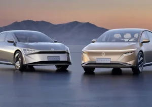 دو نسخه برای صنعت خودرو؛ رقابت‌گریزی ایرانی یا رقابت‌پذیری ژاپنی