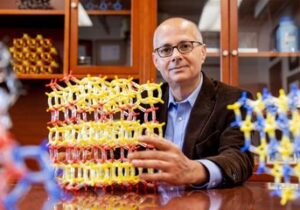 راهکاری برای بحران جهانی کمآبی: تولید آب از هوا