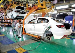 رکود در بازار خودرو و قطعات / تولید و فروش هر دو افت کردند