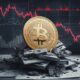 هشدار تحلیلگران: احتمال تداوم روند نزولی بیت کوین تا ۶ ماه آینده