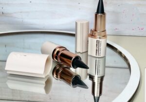 ورود ۳۰ هزار محصول آرایشی به سامانه نسخه‌نویسی