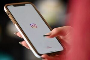 چطور استوری اینستاگرام را بدون سین خوردن ببینیم؟