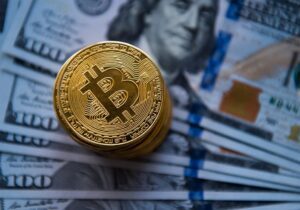 گزارش بلومبرگ از سقوط مجدد بیت کوین