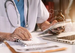 ۴۷سال خدمت بی منت پزشکان بسیجی در بحران‌های سخت و مختلف