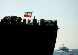 ظهور ابرنفتکش ایرانی در سواحل جنوبی هند؛ تحویل نفت در آستانه پایان معافیت تحریم آمریکا