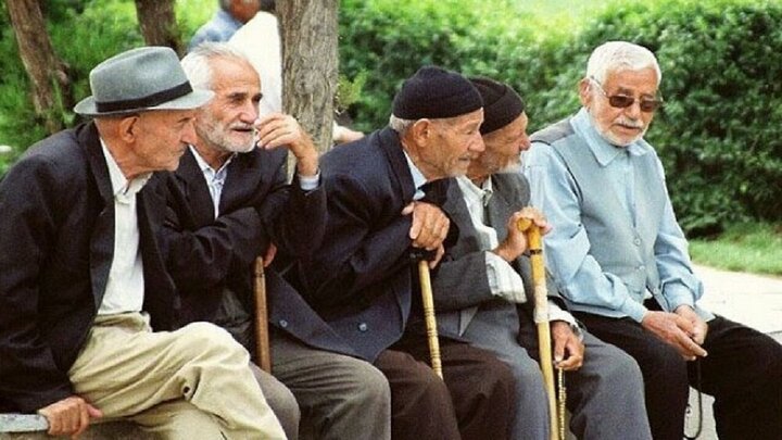 تلفنهای هوشمند میتوانند خطر افسردگی سالمندان را افزایش دهند