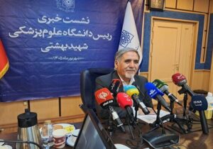قیداری: بیماران بدحال در بیمارستان‌های دولتی پذیرش می‌شوند