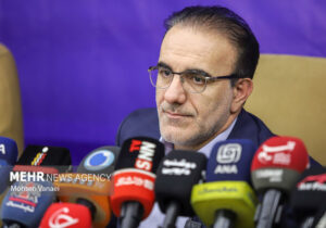رئیسزاده: توزیع نامتوازن متخصصان چالش اصلی نظام سلامت است