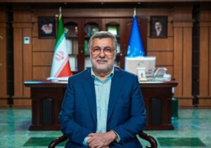 وزیر بهداشت: دانش‌آموز خوب باید اخلاق‌مدار باشد
