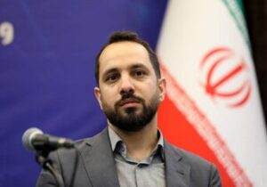 کارت زرد مجلس به وزیر ارتباطات؛ سؤال درباره اینترنت یا پیام سیاسی به دولت؟